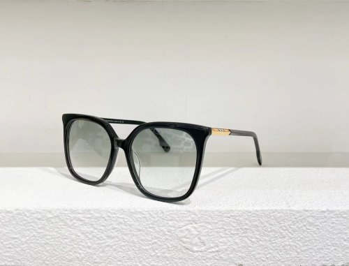 Burberry Sunglasses AAAA-289