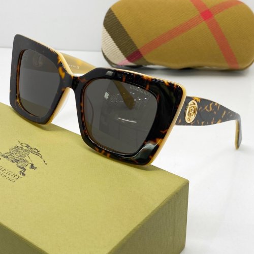 Burberry Sunglasses AAAA-694