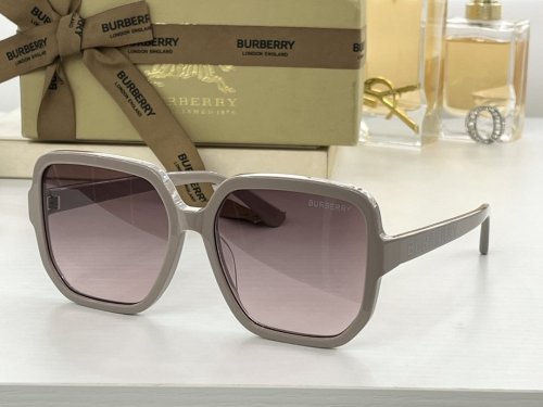 Burberry Sunglasses AAAA-332