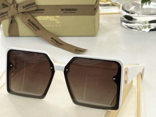 Burberry Sunglasses AAAA-856