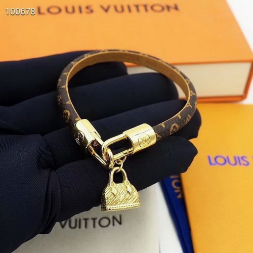 LV Bracelet-020