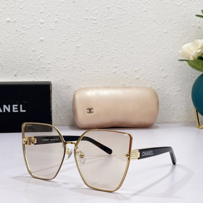 CHNL Sunglasses AAAA-374