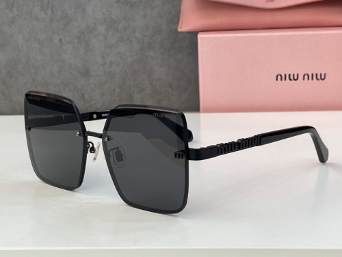 Miu Miu Sunglasses AAAA-211