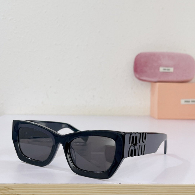 Miu Miu Sunglasses AAAA-093