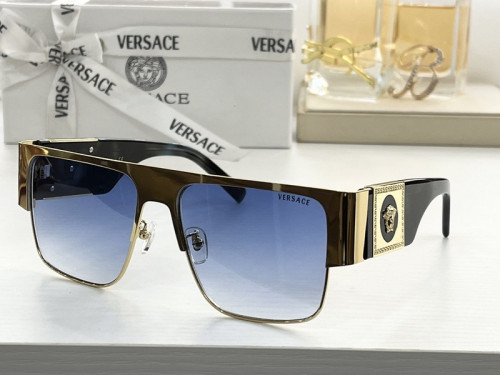 Versace Sunglasses AAAA-982
