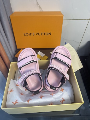 LV women Sandals 1：1 Quality-487