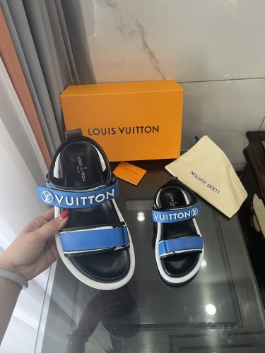 LV women Sandals 1：1 Quality-489
