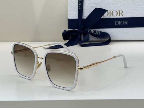Dior Sunglasses AAAA-985