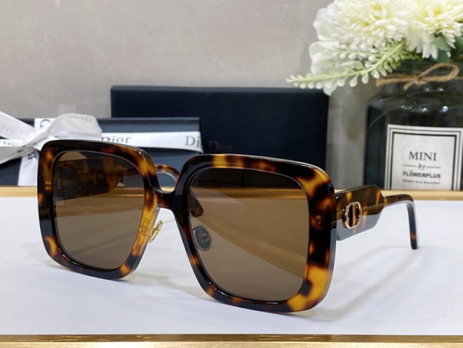 Dior Sunglasses AAAA-137