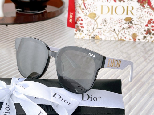 Dior Sunglasses AAAA-998
