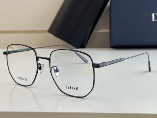 Dior Sunglasses AAAA-945