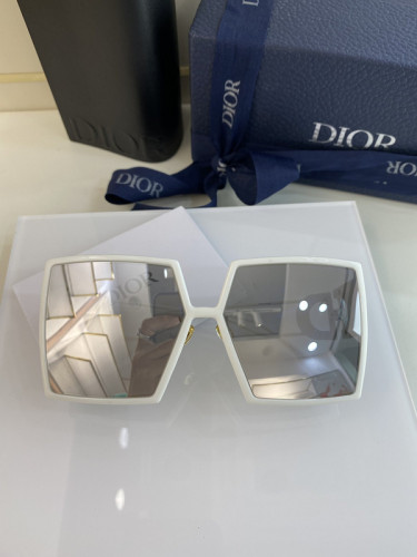 Dior Sunglasses AAAA-343
