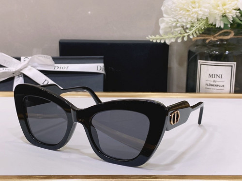 Dior Sunglasses AAAA-686