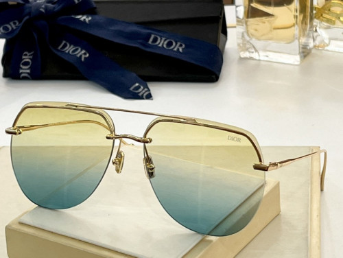 Dior Sunglasses AAAA-675