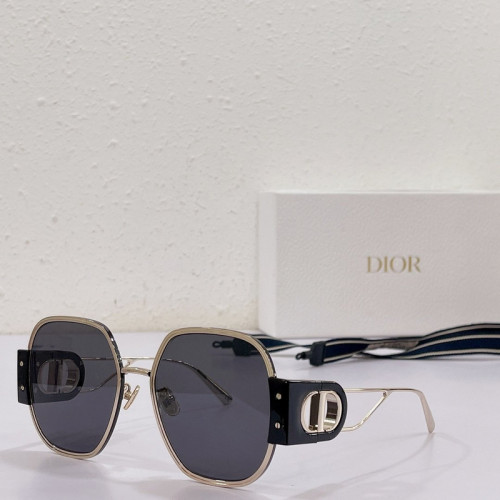 Dior Sunglasses AAAA-823