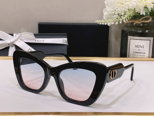 Dior Sunglasses AAAA-684