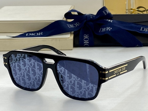 Dior Sunglasses AAAA-911