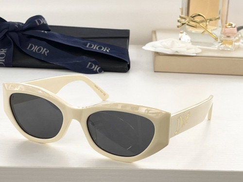 Dior Sunglasses AAAA-292