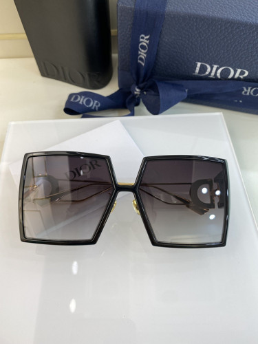 Dior Sunglasses AAAA-339