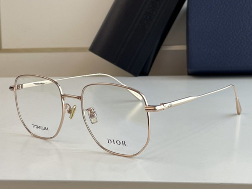 Dior Sunglasses AAAA-946