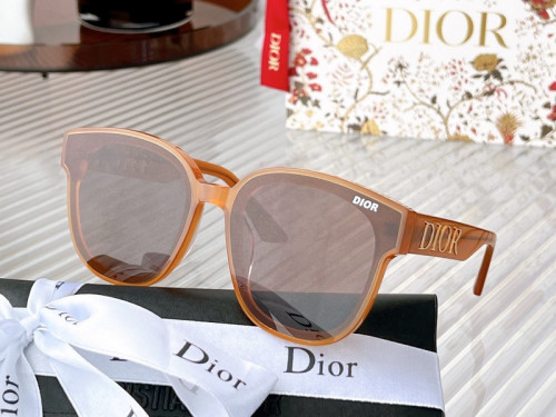 Dior Sunglasses AAAA-1000