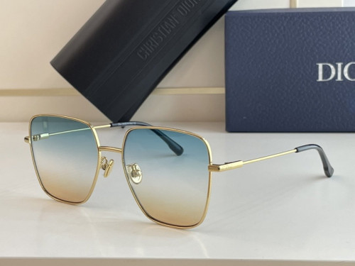 Dior Sunglasses AAAA-924