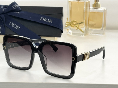 Dior Sunglasses AAAA-039