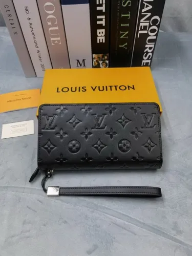 Super Perfect LV Wallet-318