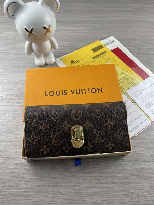Super Perfect LV Wallet-279