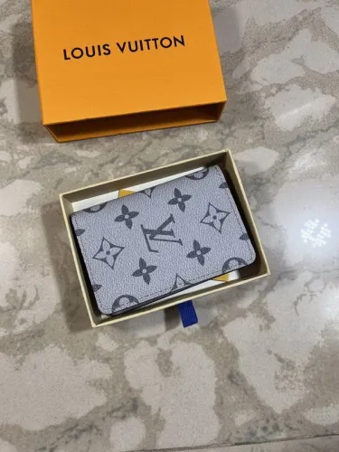 Super Perfect LV Wallet-049
