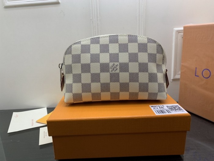 Super Perfect LV Wallet-199