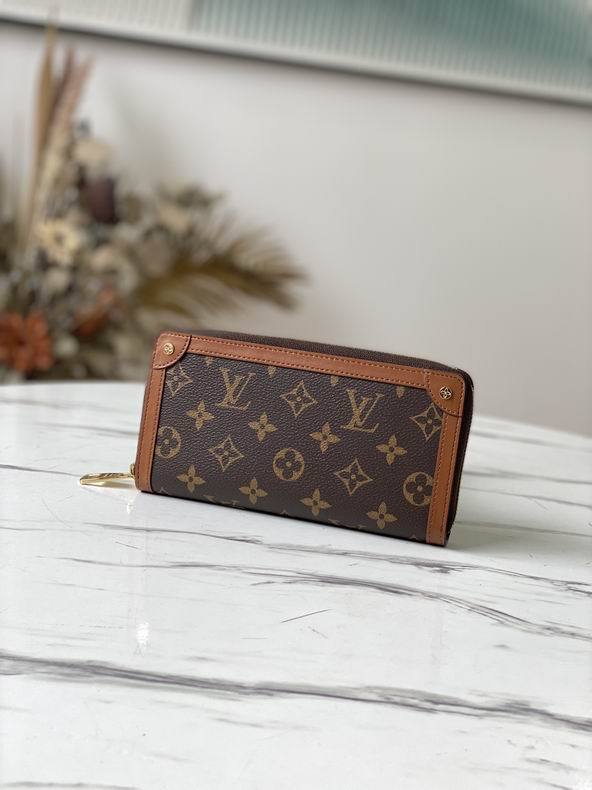 Super Perfect LV Wallet-450