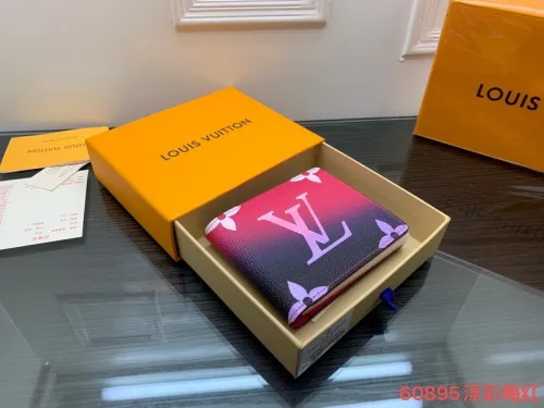 Super Perfect LV Wallet-040