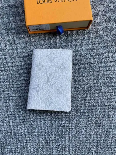 Super Perfect LV Wallet-058