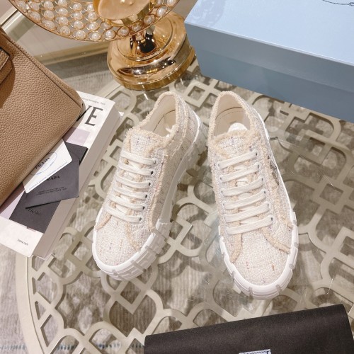 Prada women shoes 1：1 quality-352