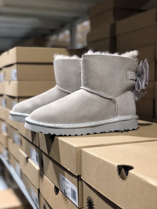 UG Boots Women-143