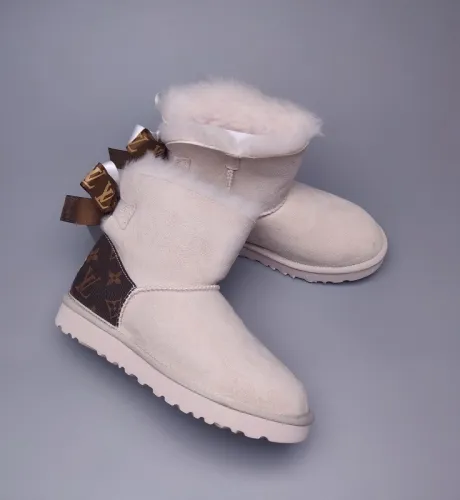 UG Boots Women-089