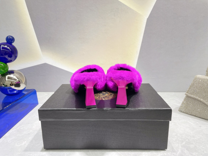 Versace women slippers 1：1 quality-070