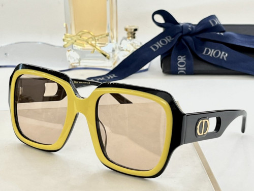 Dior Sunglasses AAAA-1407