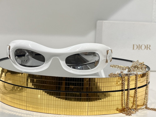 Dior Sunglasses AAAA-1186