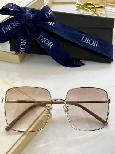 Dior Sunglasses AAAA-1400