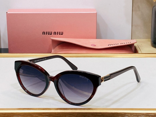 Miu Miu Sunglasses AAAA-286