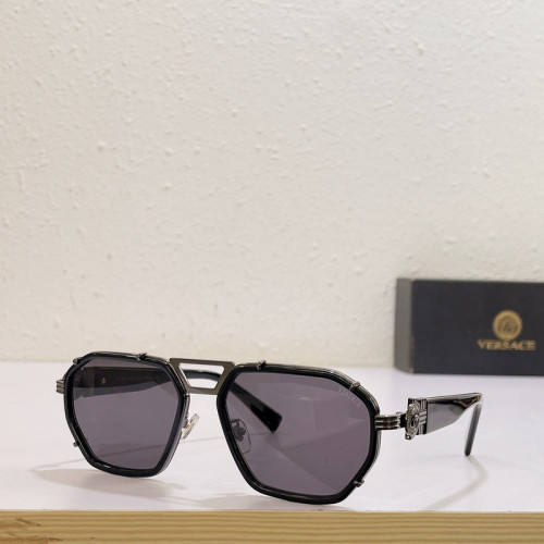 Versace Sunglasses AAAA-1335