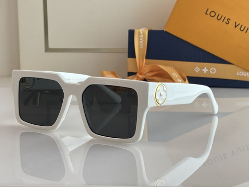 LV Sunglasses AAAA-2071