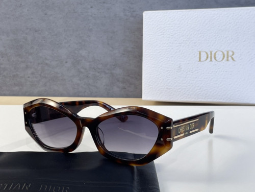 Dior Sunglasses AAAA-1602