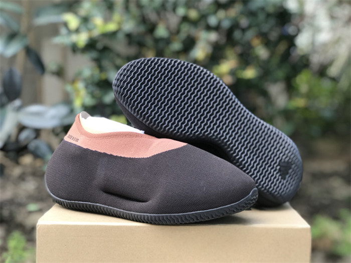 Authentic Yeezy Knit Runner “Stone Carbon”