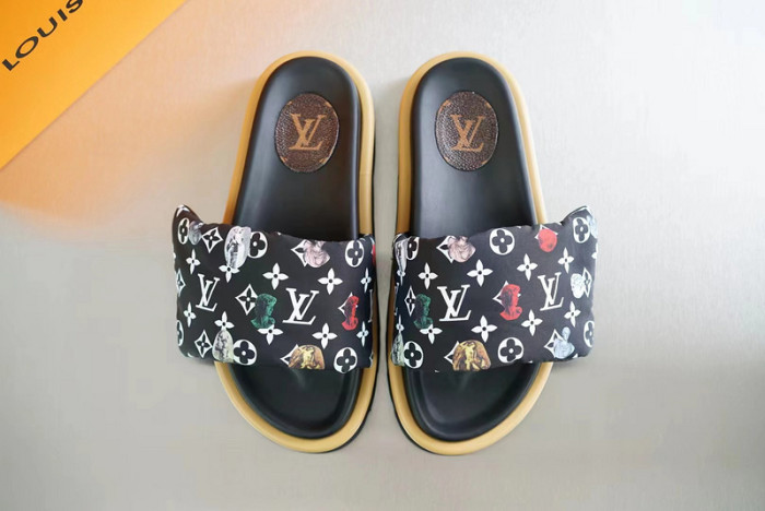 LV men slippers AAA-1155