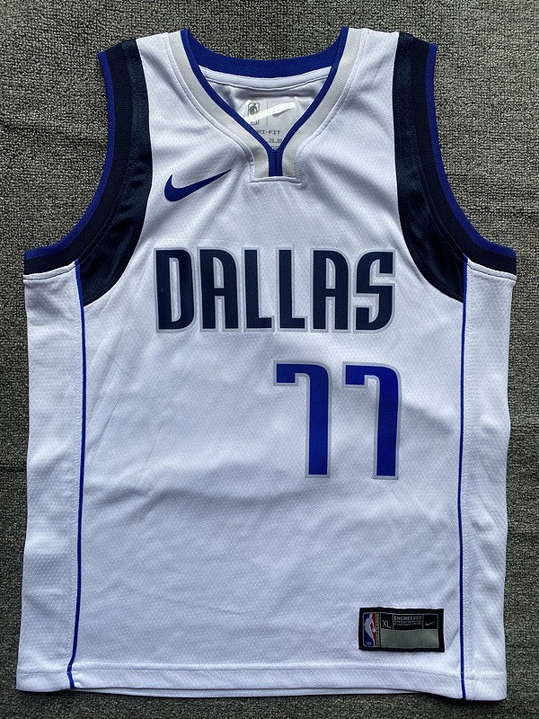 NBA Dallas Mavericks-103