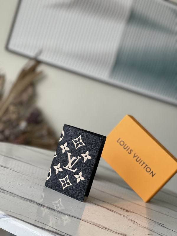 Super Perfect LV Wallet-515