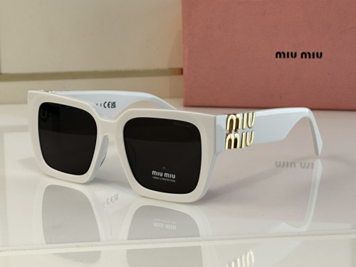 Miu Miu Sunglasses AAAA-343